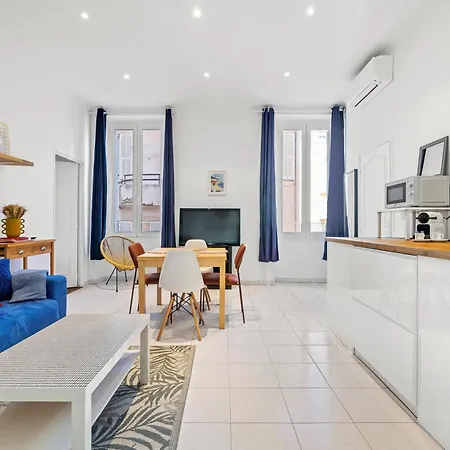 Renting - Grimaldi - Golden Square Location Fully Equiped Apartmán Nice