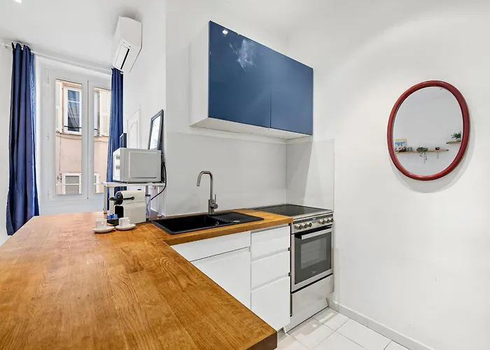 Renting - Grimaldi - Golden Square Location Fully Equiped Daire Nice