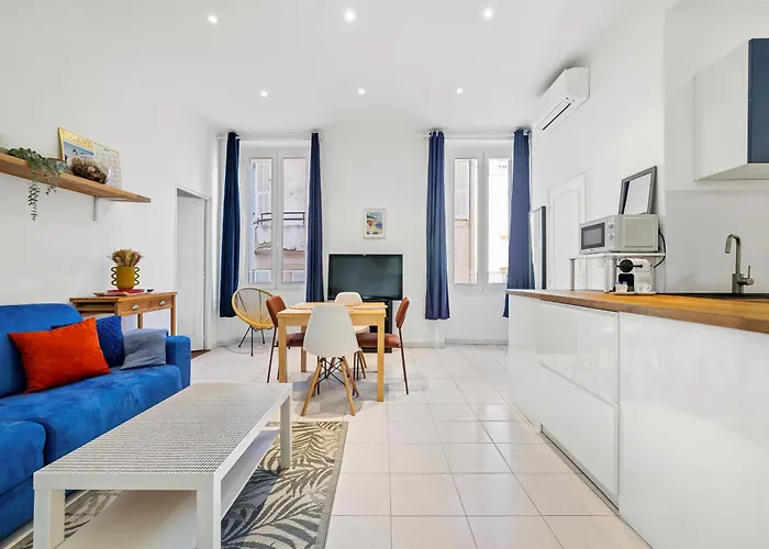 Renting - Grimaldi - Golden Square Location Fully Equiped Apartmán Nice